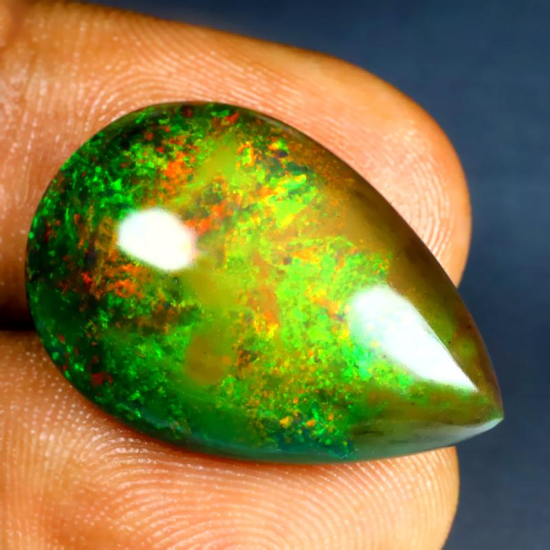 15.80 ct Grand looking Pear Cabochon (24 x 16 mm) Ethiopian 360 Degree Flashing Black Opal Natural Gemstone