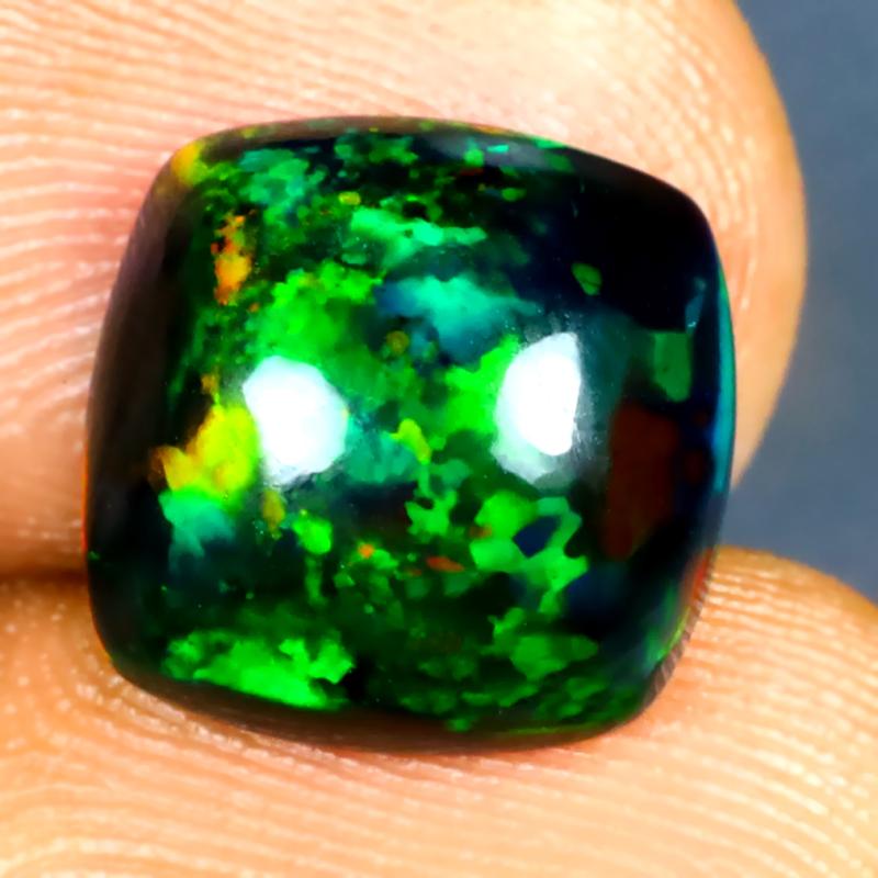 3.75 ct Lovely Cushion Cabochon (11 x 11 mm) Ethiopian 360 Degree Flashing Black Opal Natural Gemstone