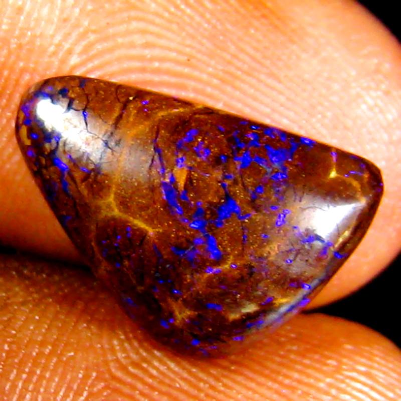 5.43 ct Grand looking Fancy Shape (15 x 10 mm) Multi Color Australian Koroit Boulder Opal Natural Loose Gemstone