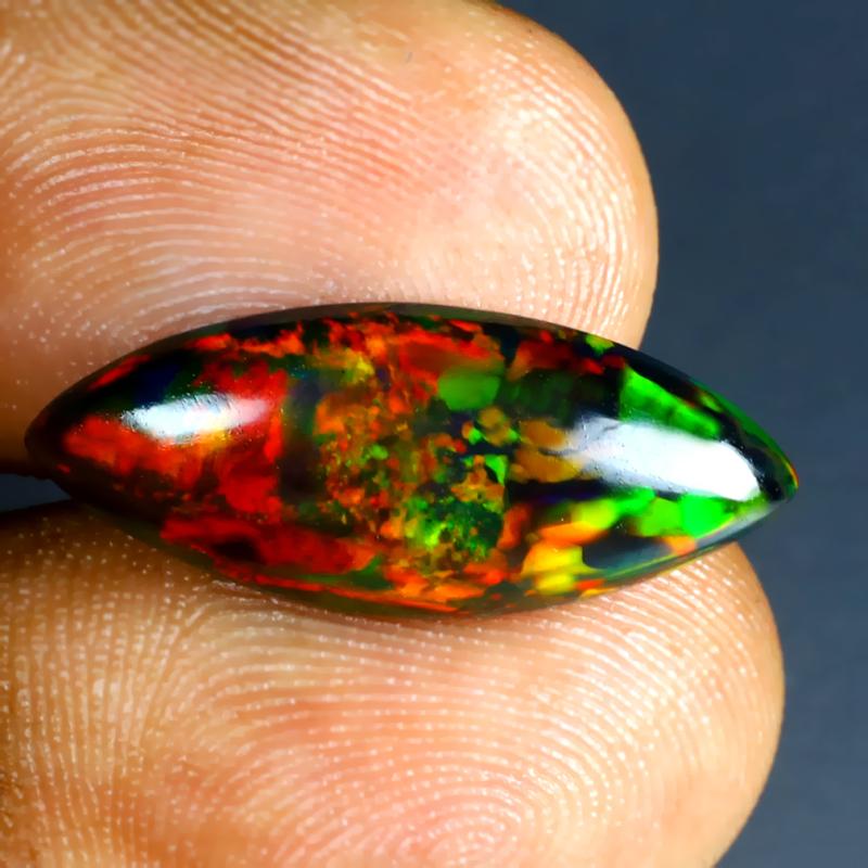 3.67 ct Attractive Marquise Cabochon (22 x 9 mm) Ethiopian 360 Degree Flashing Black Opal Natural Gemstone