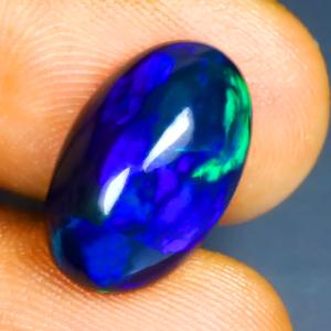 5.54 ct Superior Oval Cabochon (15 x 10 mm) Ethiopian 360 Degree Flashing Black Opal Natural Gemstone